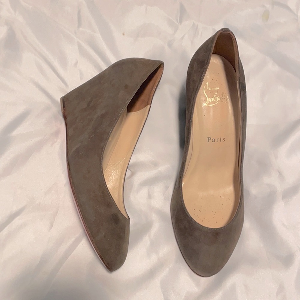 Christian Louboutin Suede Tan Wedges size 7.5/38